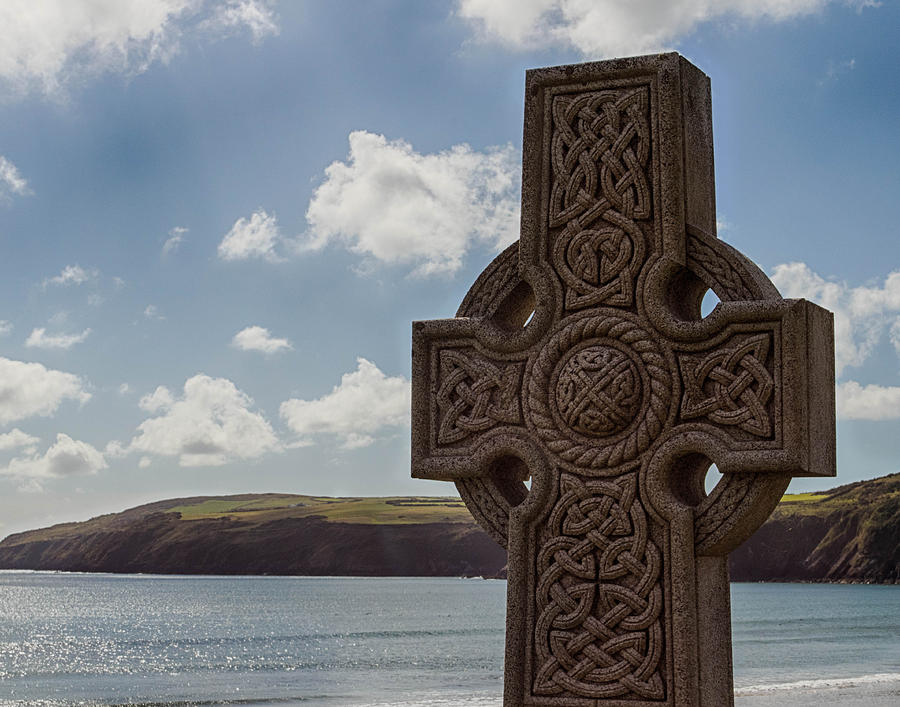 Celtic Cross by the Sea Photograph by Leah Palmer