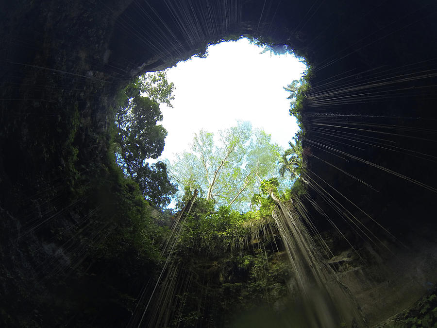 Cenote Ik Kil Photograph