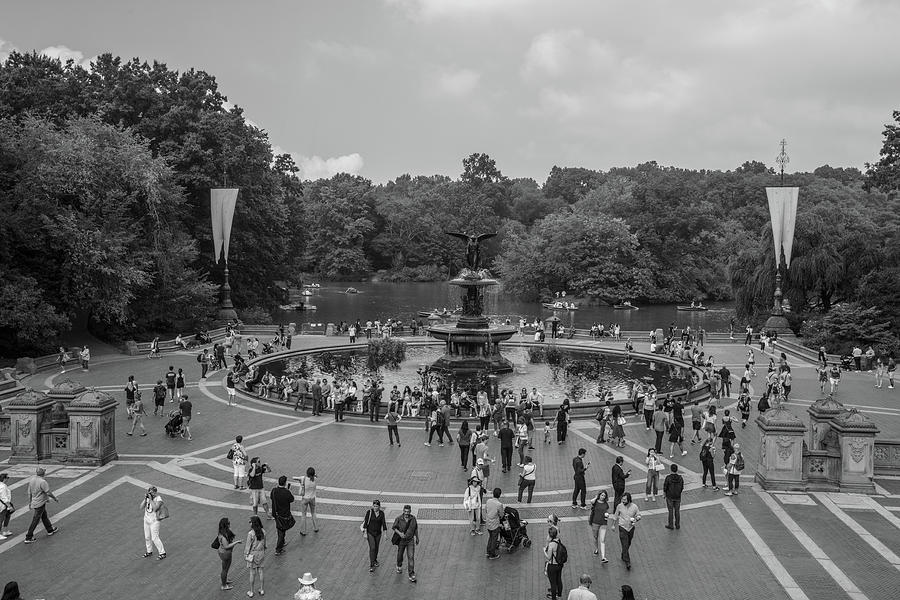 Central Park Fountain  Photograph by John McGraw