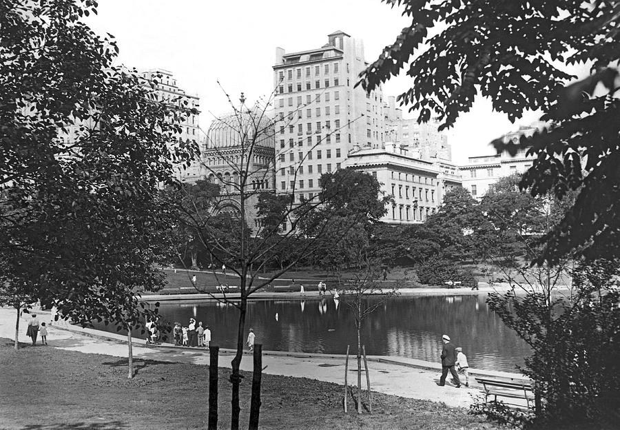 Central Park in New York City Photograph by Underwood & Underwood