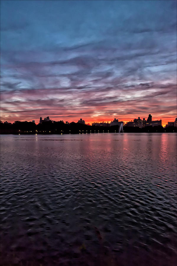 Central Park Reservoir Skyline Photograph by Robert Ullmann