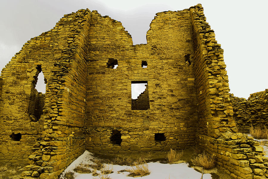 National Parks Photograph - Chaco canyon Ruins by Jeff Swan