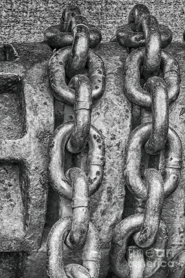 Chain Links Photograph by Dawn Gari