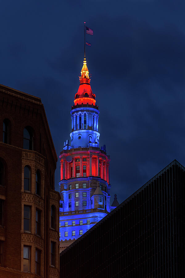 Cleveland Indians Photograph - Champion Colors by Dale Kincaid