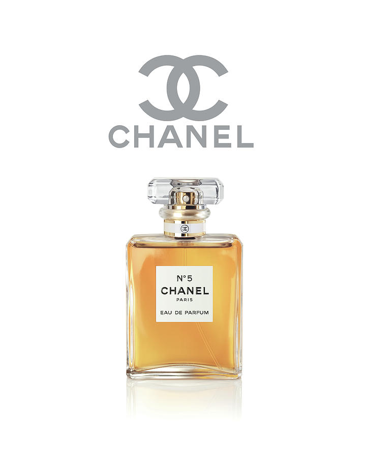 Chanel No 5 Parfum - Black And White 03 - Lifestyle And Fashion Digital ...