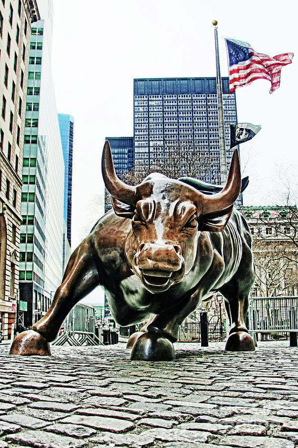 charging bull miniature