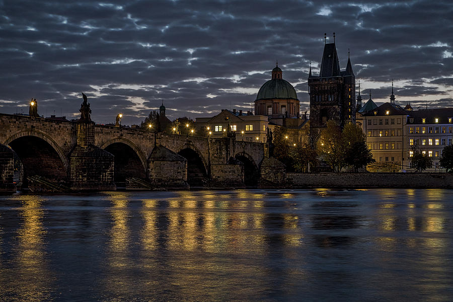 Charles Bridge Dawn - Prague Photograph by Stuart Litoff