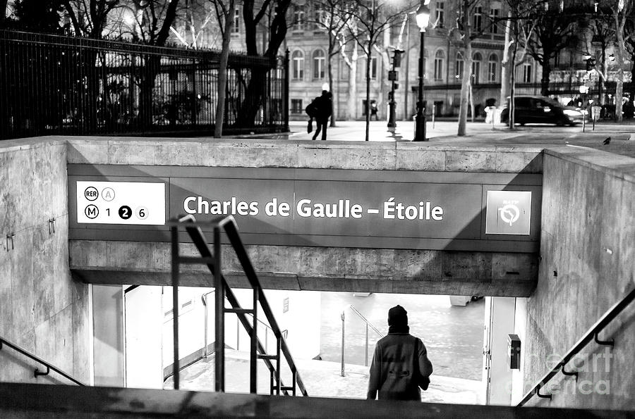 Charles de Gaulle-Etoile Paris Photograph by John Rizzuto