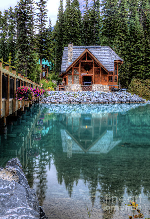 Charming Lodge Emerald Lake Yoho National Park British Columbia Canada Photograph by Wayne Moran