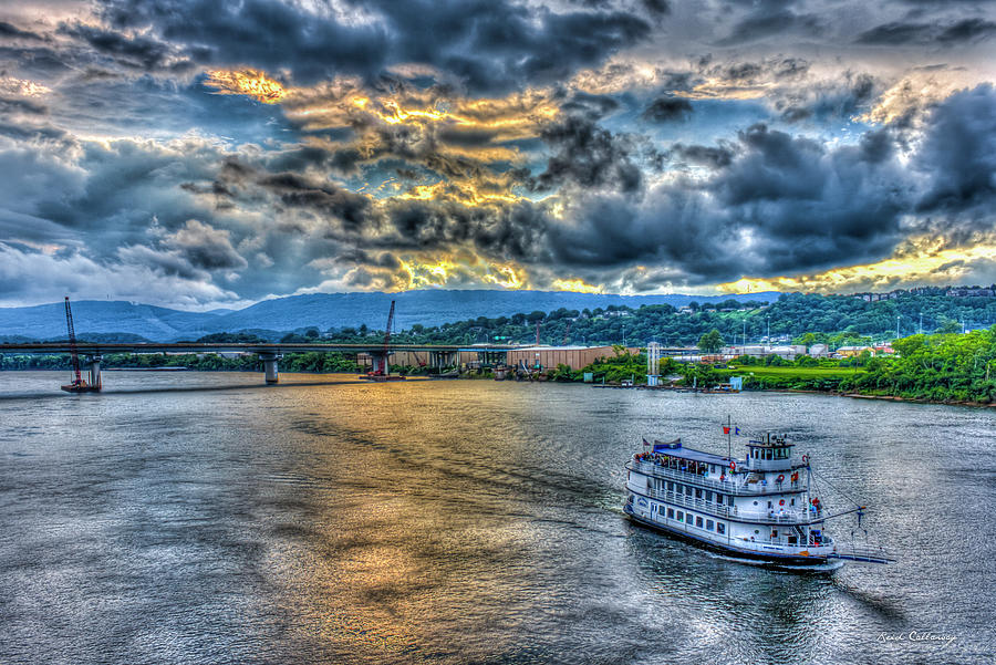 Chattanooga Sunset Cruse Tennessee River Art Photograph by Reid Callaway
