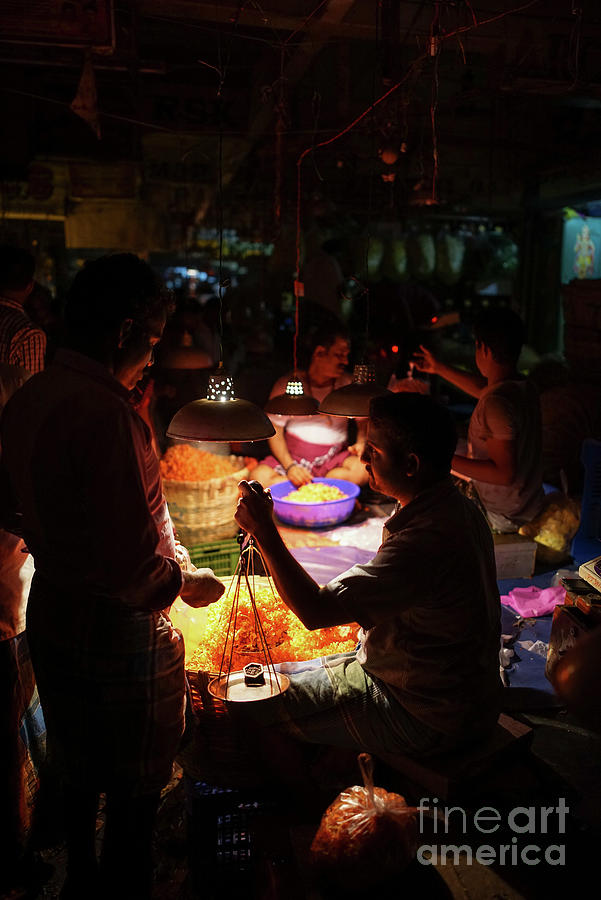 Chennai Flower Market Transaction Photograph by Mike Reid