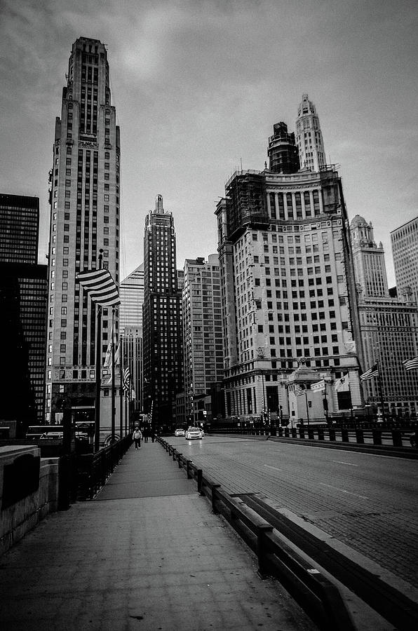 Chicago Photograph - Chi Strolling by D Justin Johns