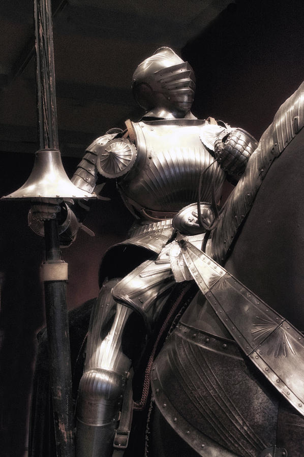 Chicago Art Institute Armored Knight Photograph by Thomas Woolworth