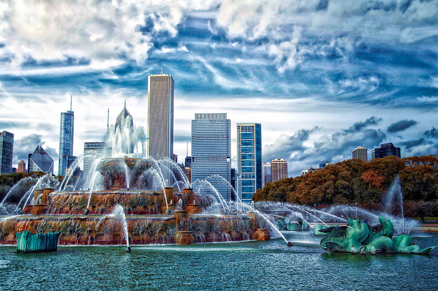 Chicago Photograph - Chicago Buckingham Fountain Southside HDR by Thomas Woolworth