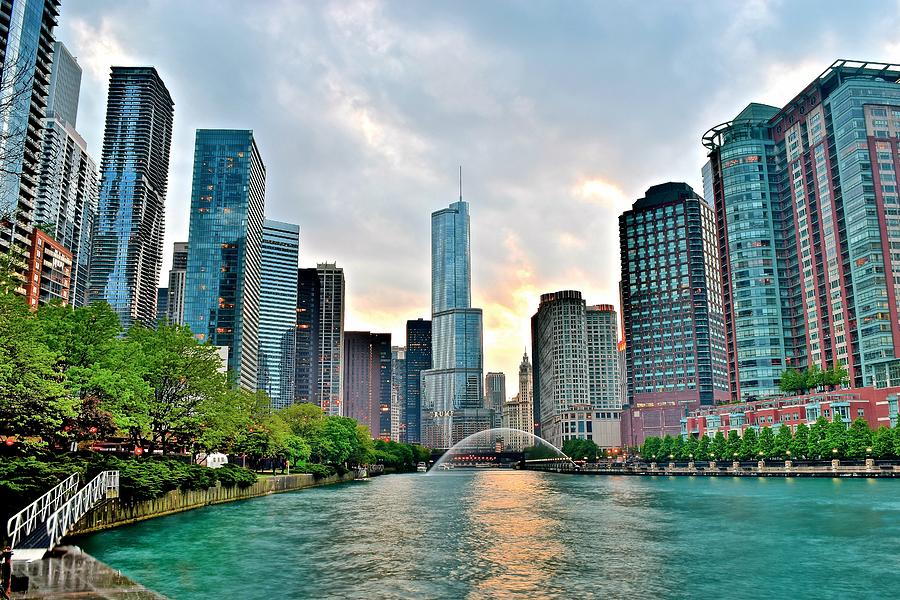 Chicago River Cityscape Photograph by Frozen in Time Fine Art Photography