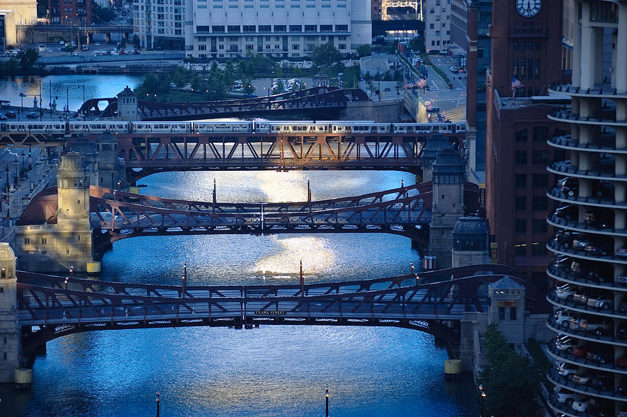 Chicago Photograph - Chicago River First Light by Steve Gadomski