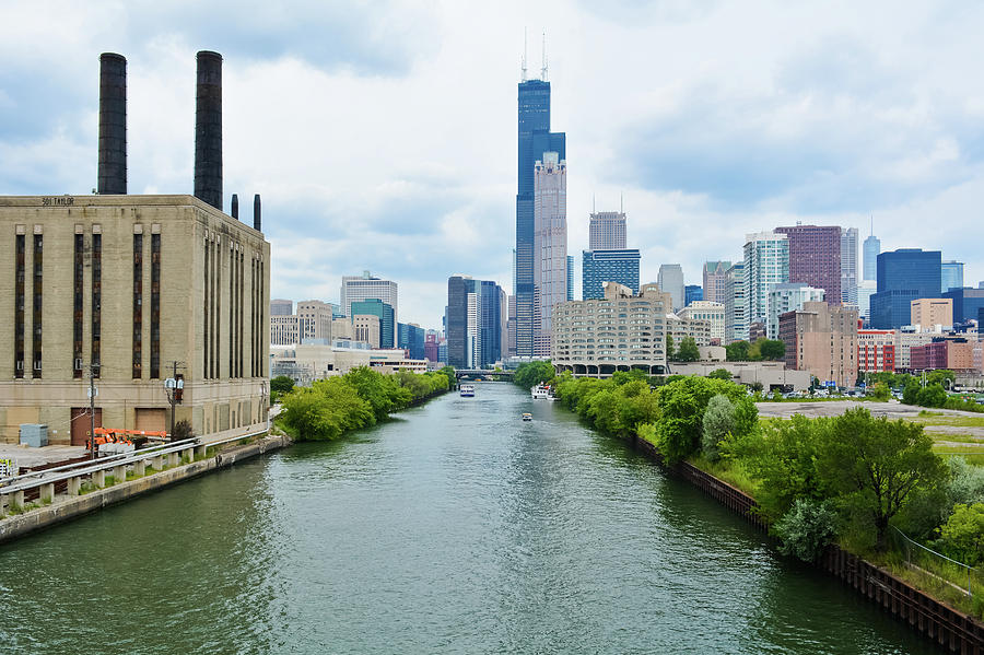 Chicago River South Loop Photograph by Kyle Hanson