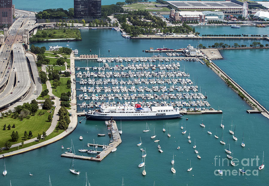 chicago dusable harbor