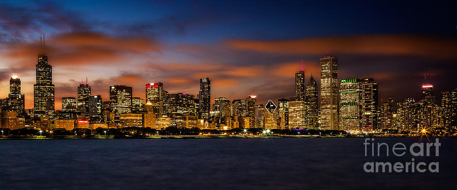 Chicago Skyline at sunset Photograph by Rudy Viereckl