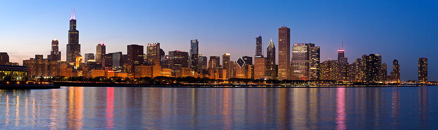 Chicago Photograph - Chicago Skyline Evening by Donald Schwartz