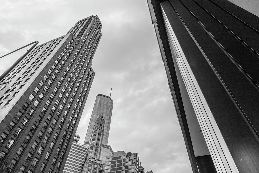 Chicago Skyscrape  Photograph by John McGraw