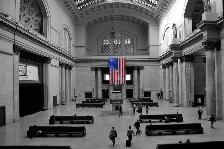 Chicago Photograph - Chicago Union Station by Sheryl Thomas