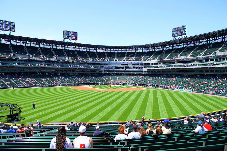 Chicago White Sox Center Field View Photograph by Thomas Woolworth