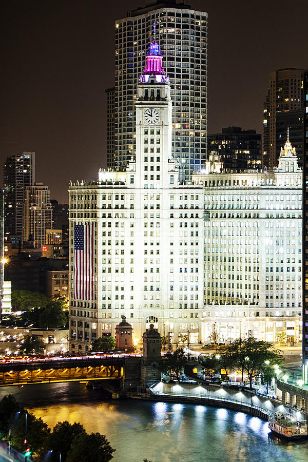 Chicagos Wrigley Building Photograph by Andrew Soundarajan