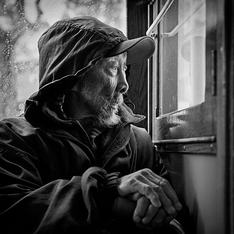Black And White Photograph - Chinese Man by Dave Bowman