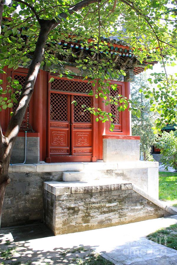 Chinese Temple Garden Photograph by Carol Groenen