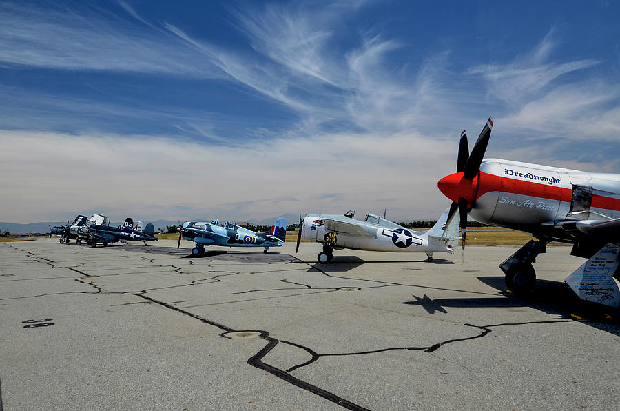 Vooraf Uitvoeren aanpassen Chino Planes of Fame Airshow Photograph by Jeff Kinder