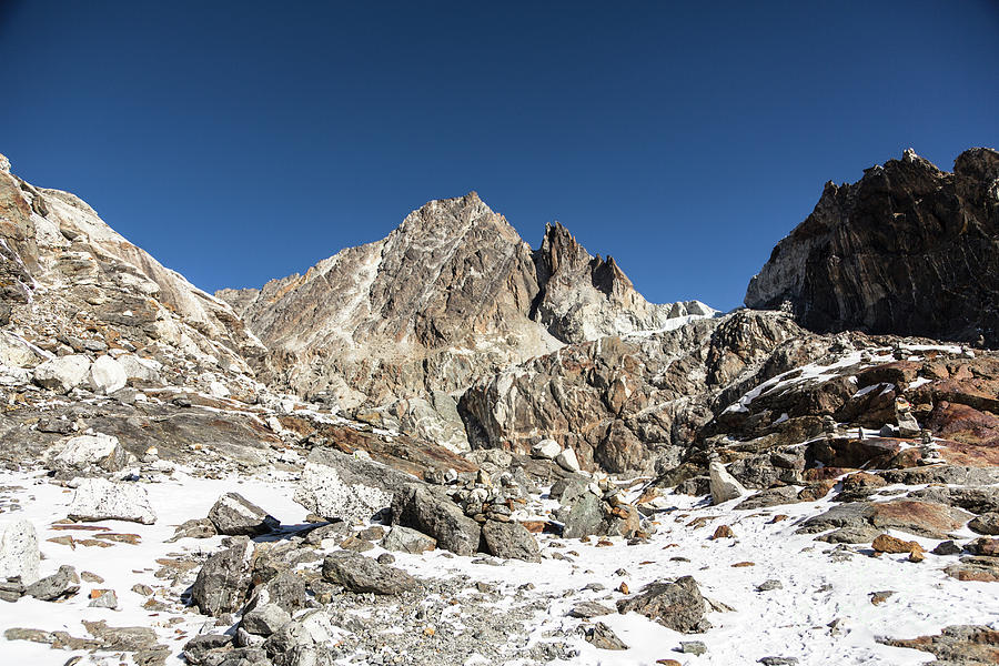 Cho La pass in Nepal Photograph by Didier Marti