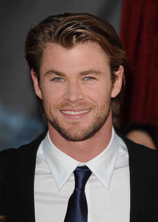 Chris Hemsworth At Arrivals For Thor Photograph by Everett | Fine Art ...