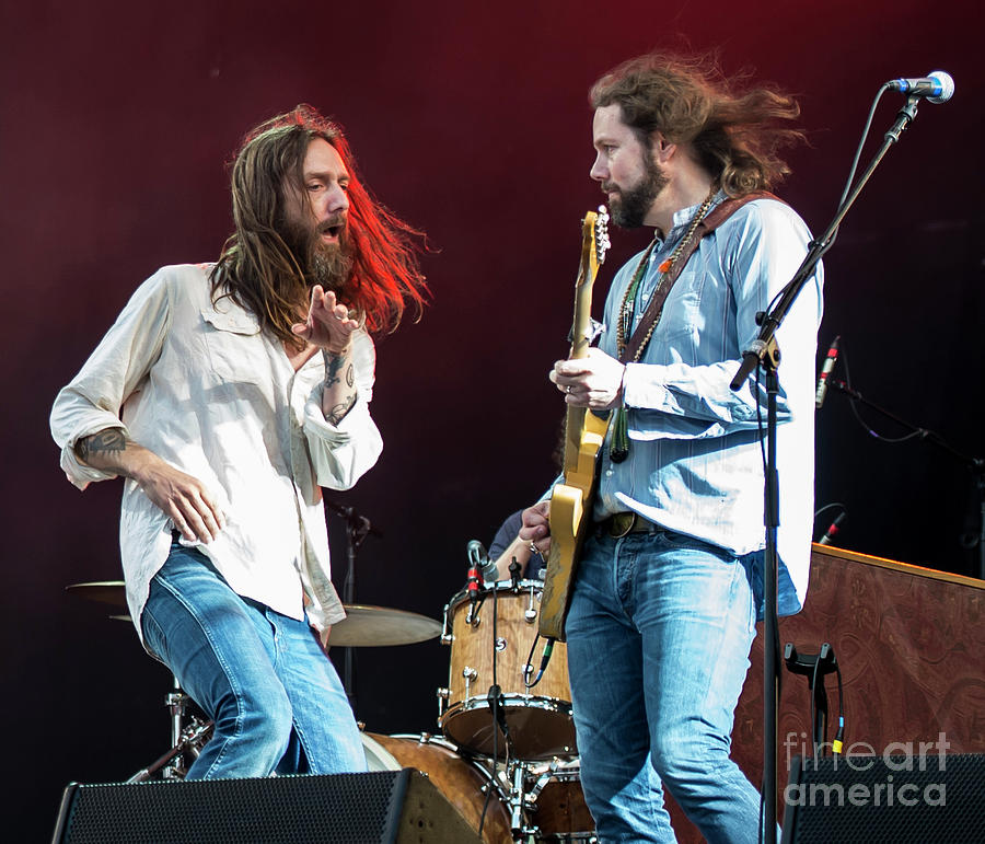 Music Photograph - Chris Robinson and Rich Robinson with The Black Crowes by David Oppenheimer