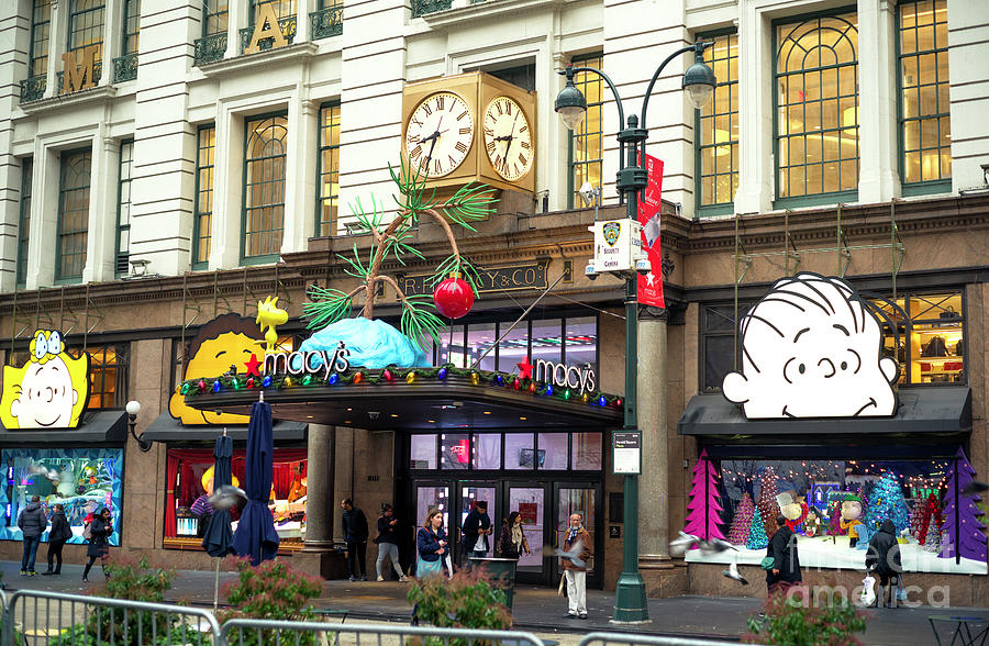 Christmas at Macy's New York City Photograph by John Rizzuto Pixels