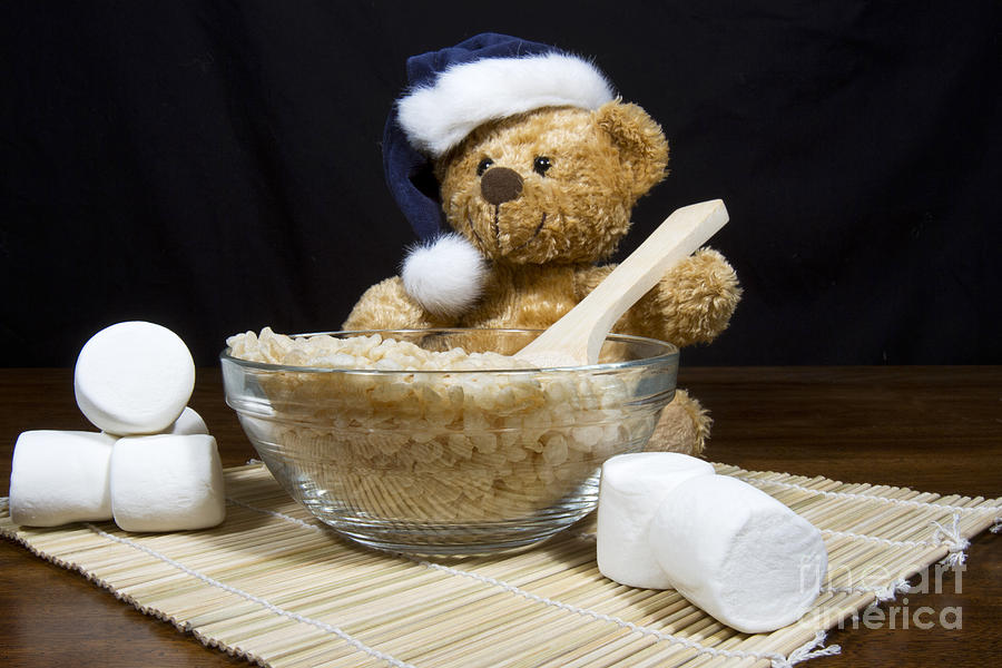 Christmas Bear Making Puffed Rice Treats Photograph by Karen Foley