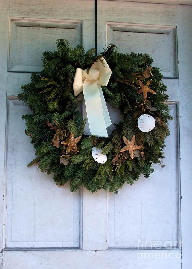 Florida Christmas Wreath Photograph by Robert Wilder Jr