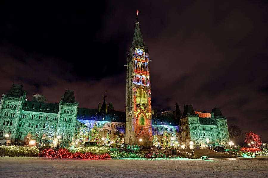 Christmas Light Show at Canadian Parliament Buildings Center Blo