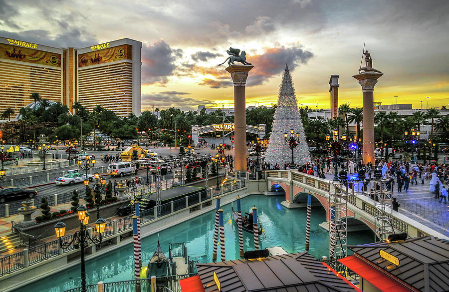 Christmas Sunset in Vegas Photograph by Ross Henton