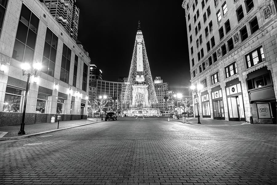 Midnight At The Indianapolis Monument Circle Of Lights Photograph By ...