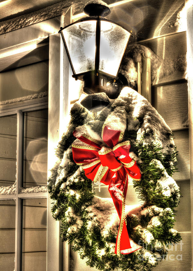 Christmas Wreath II Photograph by Rod Best