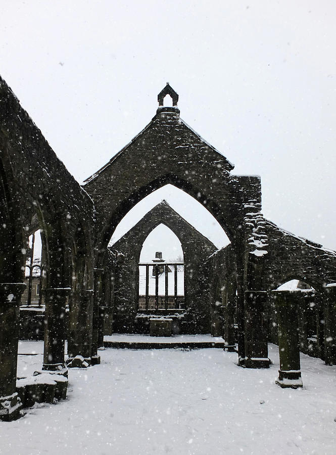 Church Of St Thomas A Becket In Heptonstall In Falling Snow Photograph by Philip Openshaw