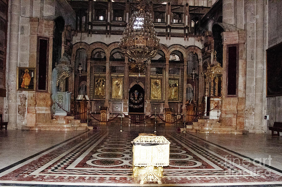 Church Of The Holy Sepulchre Photograph - Church of the Holy Sepulchre by Mae Wertz