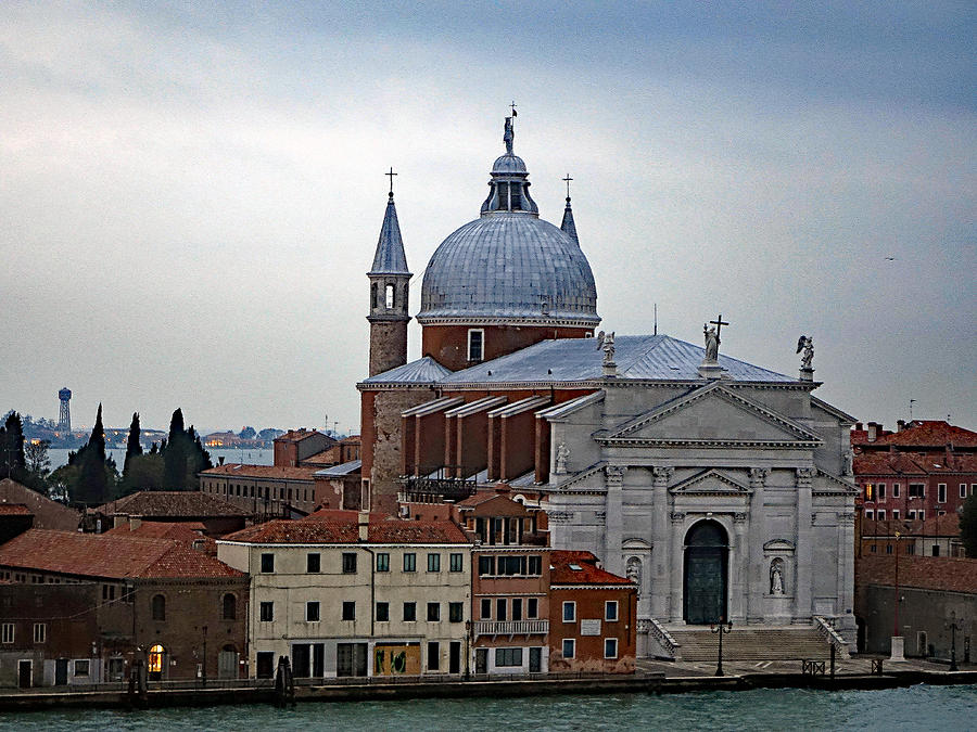 Church Of The Santissimo Redentore On Giudecca Island In Venice Italy Photograph by Rick Rosenshein