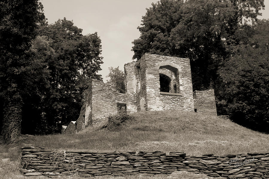 Church Ruins in Harpers Ferry Photograph by Judi Quelland