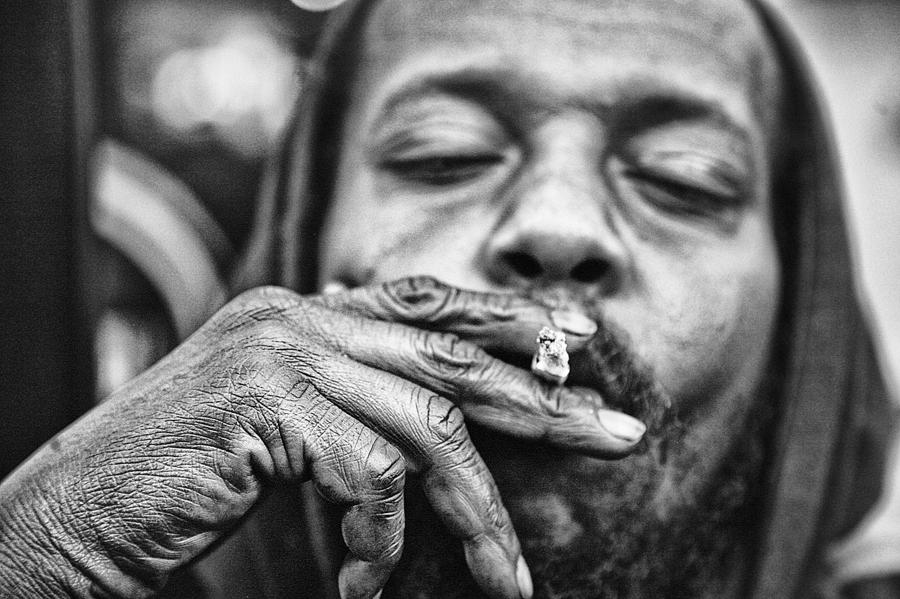 Portrait Photograph - Cigarette by Juan  HRodriguez