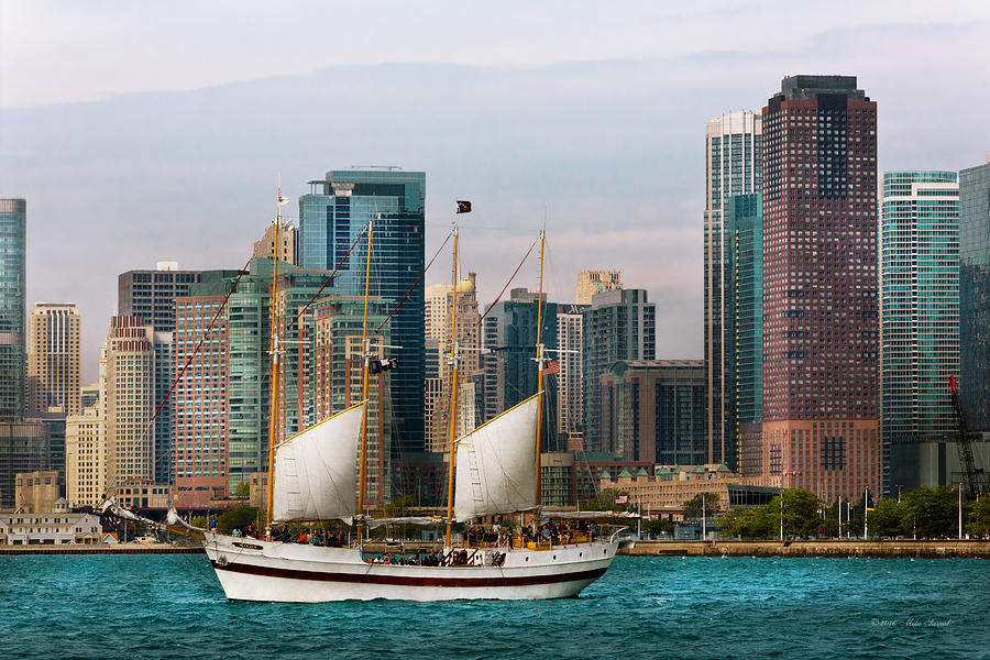 City - Chicago - Cruising in Chicago Photograph by Mike Savad