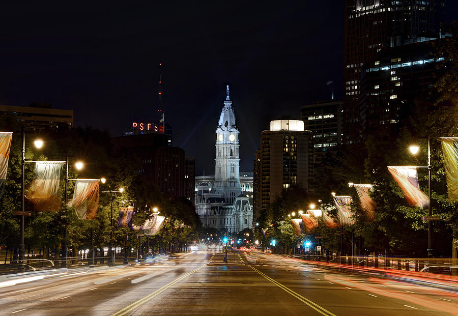 Philadelphia Photograph - City Hall from the Parkway by Jennifer Ancker
