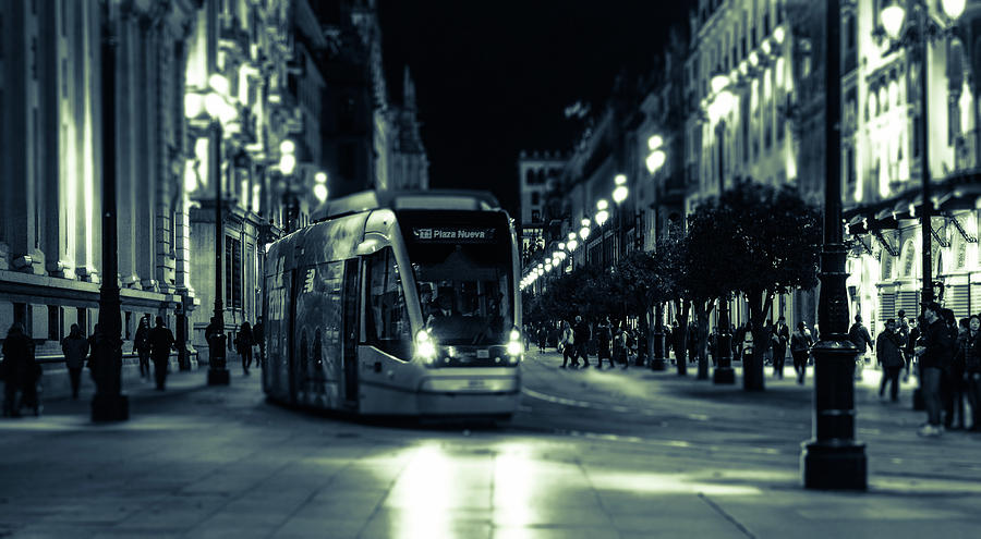 City Nights - Monochrome  Photograph by AM FineArtPrints