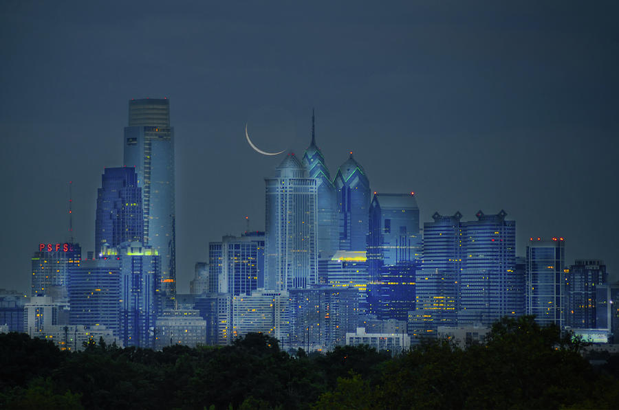 Cityscape - Philadelphia Pennsylvania- Cresent Moon Photograph by Bill Cannon